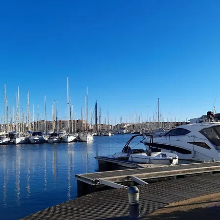 Cap Saint Martin Marina Pensión