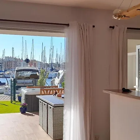 Pensión Cap Saint Martin Marina