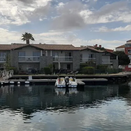 Cap Saint Martin Marina Pensión 3*