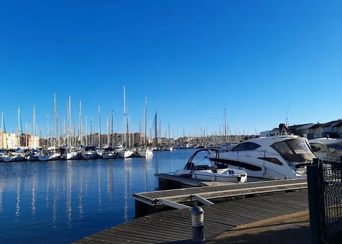 Cap Saint Martin Marina Affittacamere